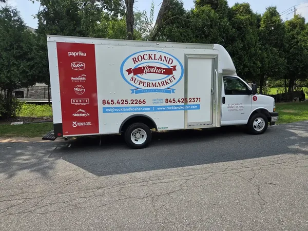 Vehicle lettering by Marv'les Signs
